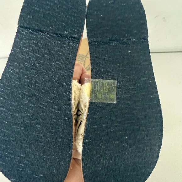 NEW Free People Shipwreck Surf Shell Sandals Size 9 - Picture 6 of 6